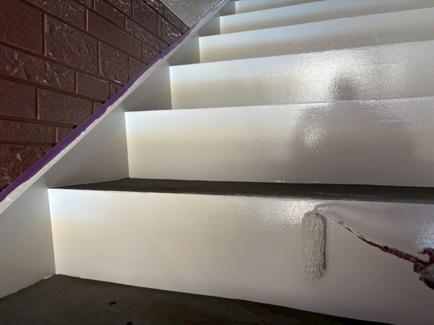 共用部の鉄骨階段の塗装